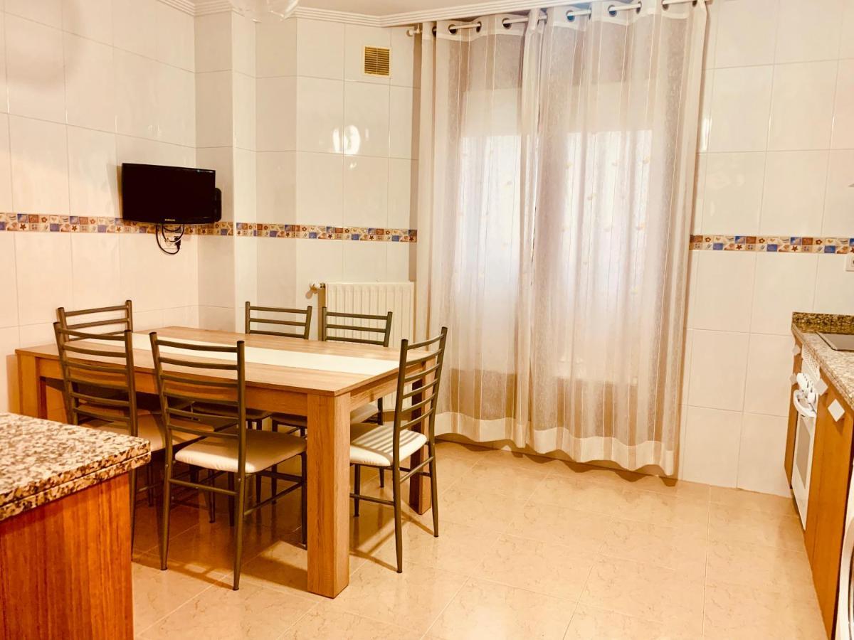 Apartamento Alfaraz Avilés Exterior foto